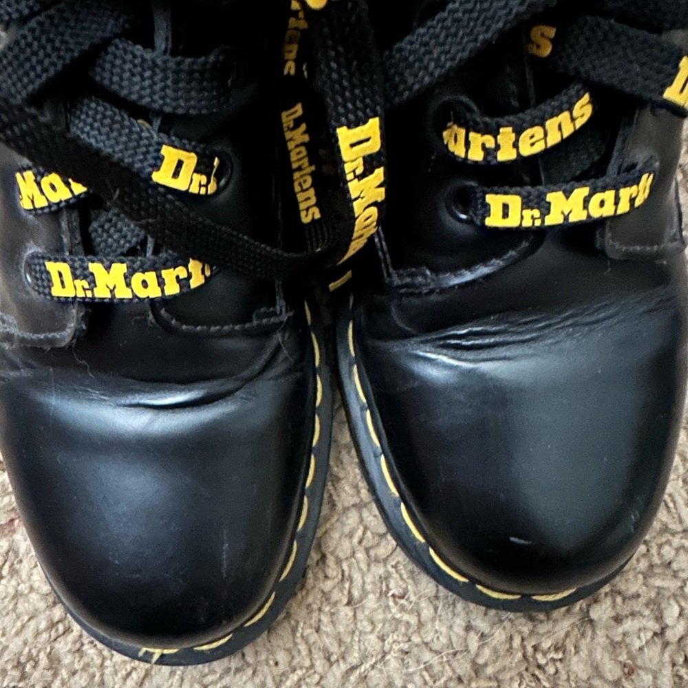 Hyper Rare Dr Martens 1b89 - image 3